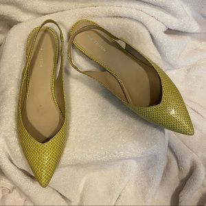 NWOT Marc Fisher lime sling back flats 8.5